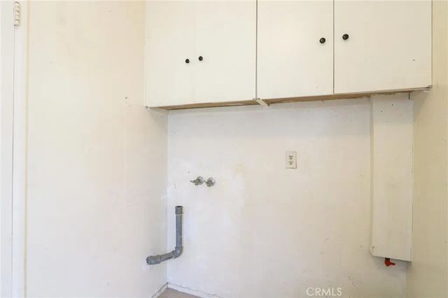 8137 Variel, Canoga Park, CA 91304