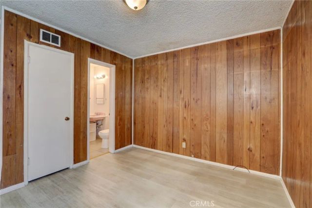 8137 Variel, Canoga Park, CA 91304