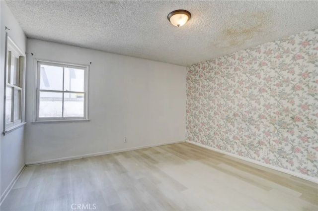 8137 Variel, Canoga Park, CA 91304