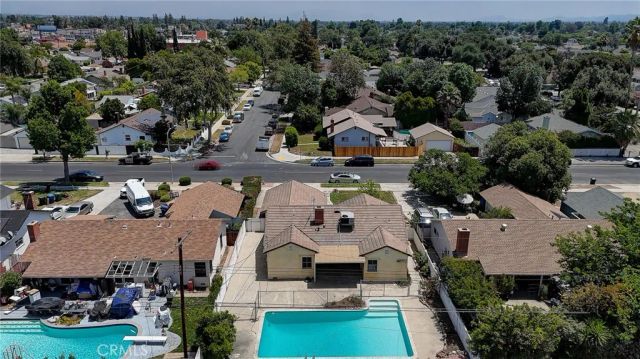 8137 Variel, Canoga Park, CA 91304