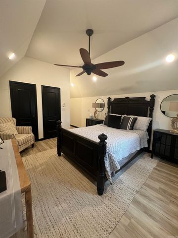 190 Riverview Way, Hot Springs, AR 71901