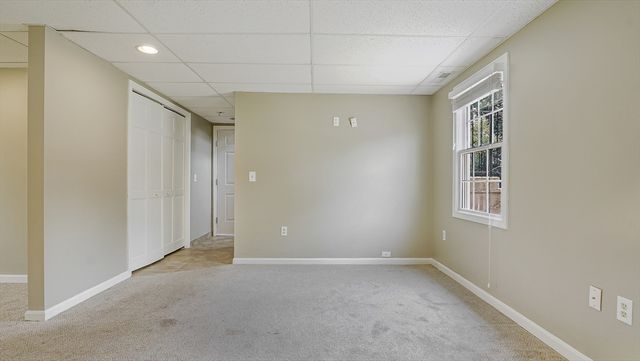 83 Waterman Ave, East Longmeadow, MA 01028