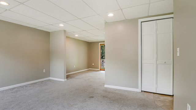 83 Waterman Ave, East Longmeadow, MA 01028