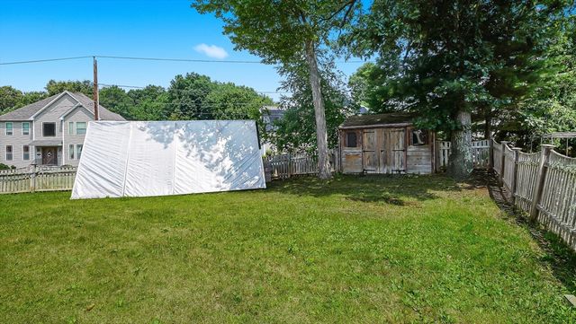 83 Waterman Ave, East Longmeadow, MA 01028