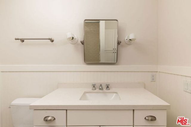 727 N La Fayette Park Place 3, Los Angeles, CA 90026