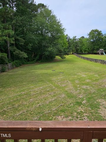 216 Edgecombe Drive, Spring Lake, NC 28390