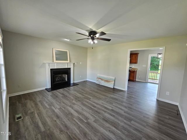 216 Edgecombe Drive, Spring Lake, NC 28390