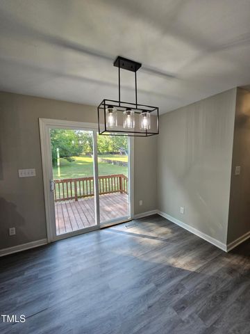 216 Edgecombe Drive, Spring Lake, NC 28390