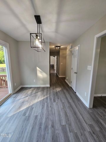216 Edgecombe Drive, Spring Lake, NC 28390