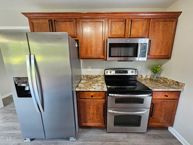 216 Edgecombe Drive, Spring Lake, NC 28390