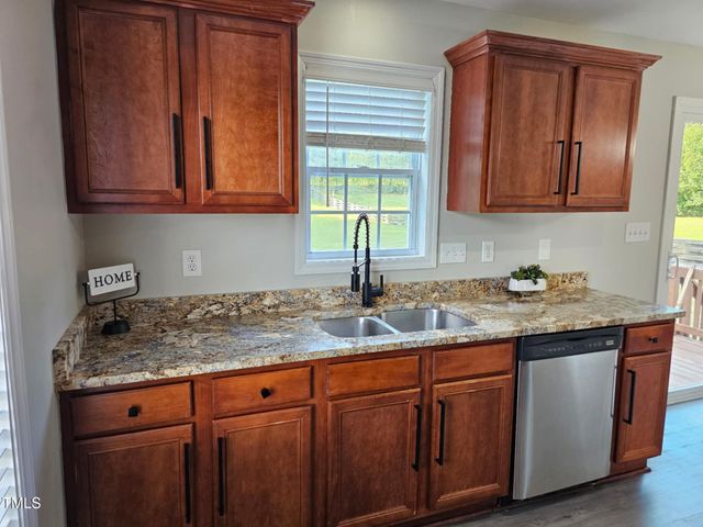 216 Edgecombe Drive, Spring Lake, NC 28390