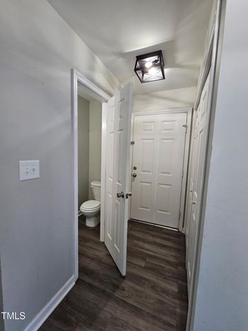 216 Edgecombe Drive, Spring Lake, NC 28390
