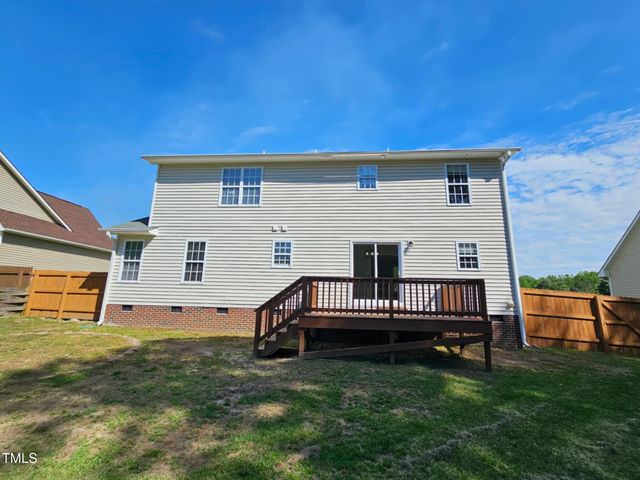 216 Edgecombe Drive, Spring Lake, NC 28390