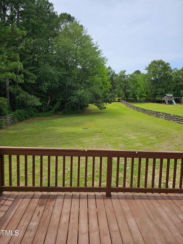 216 Edgecombe Drive, Spring Lake, NC 28390