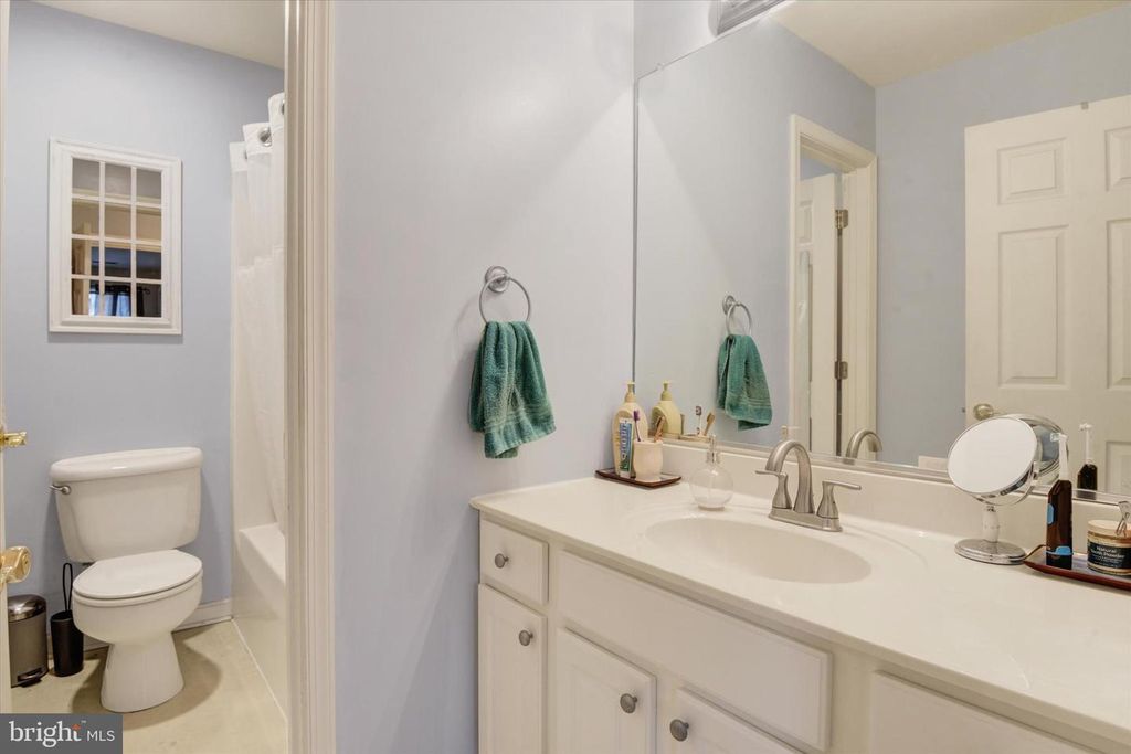 Image 16 of property listing at 4798 WENTZ RD, Manchester, MD 21102