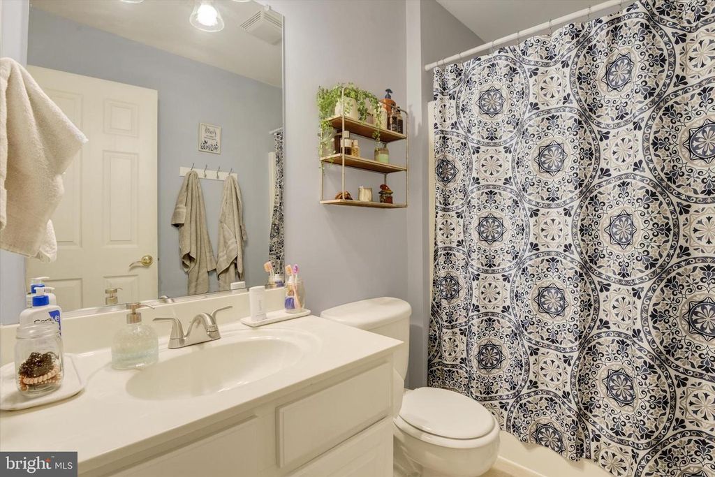 Image 18 of property listing at 4798 WENTZ RD, Manchester, MD 21102