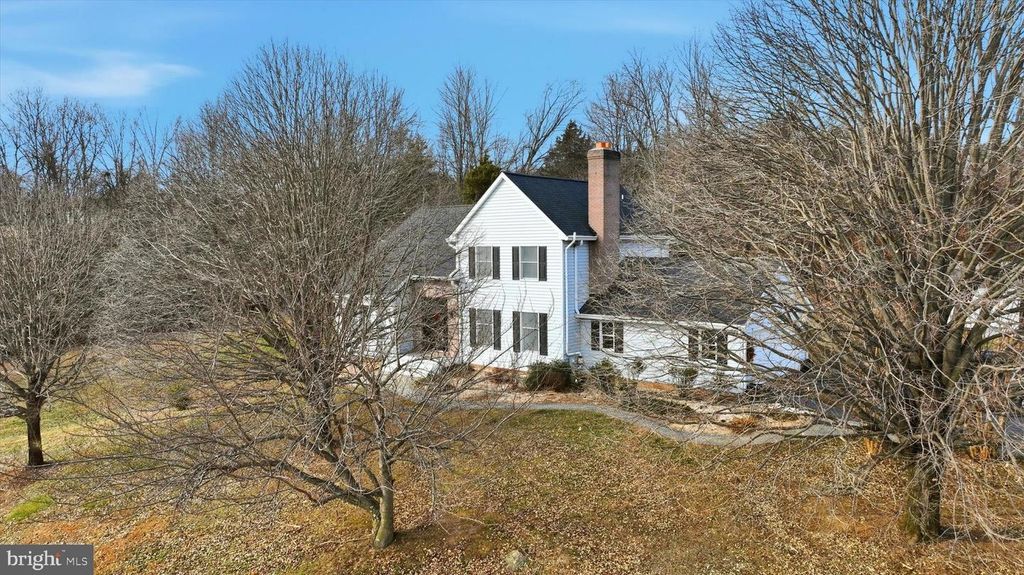 Image 27 of property listing at 4798 WENTZ RD, Manchester, MD 21102