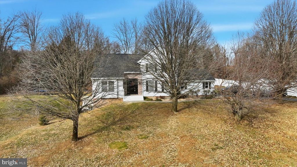 Image 28 of property listing at 4798 WENTZ RD, Manchester, MD 21102