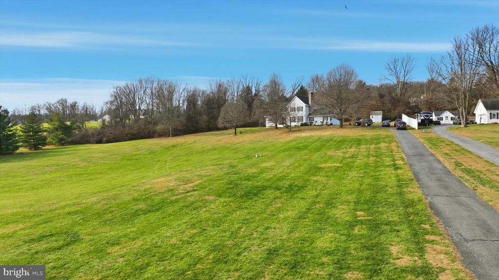 Image 30 of property listing at 4798 WENTZ RD, Manchester, MD 21102