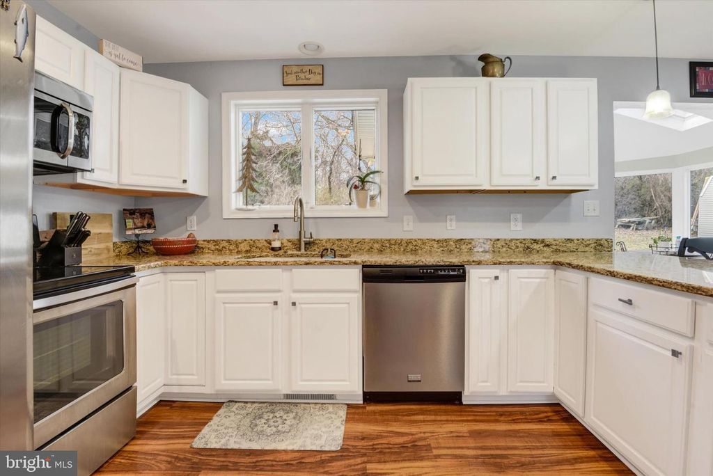 Image 9 of property listing at 4798 WENTZ RD, Manchester, MD 21102