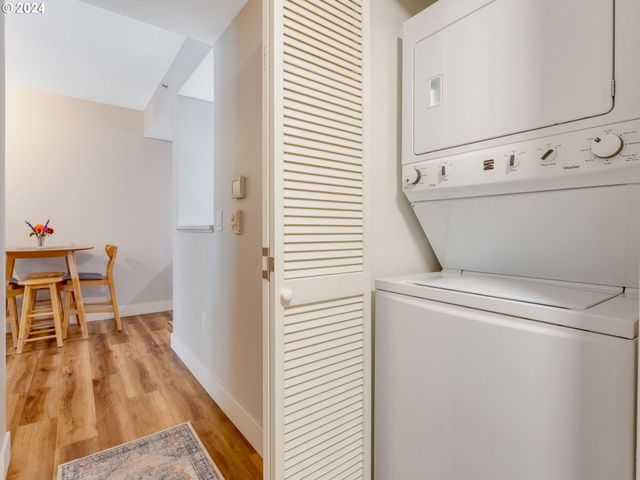 701 COLUMBIA St 414, Vancouver, WA 98660