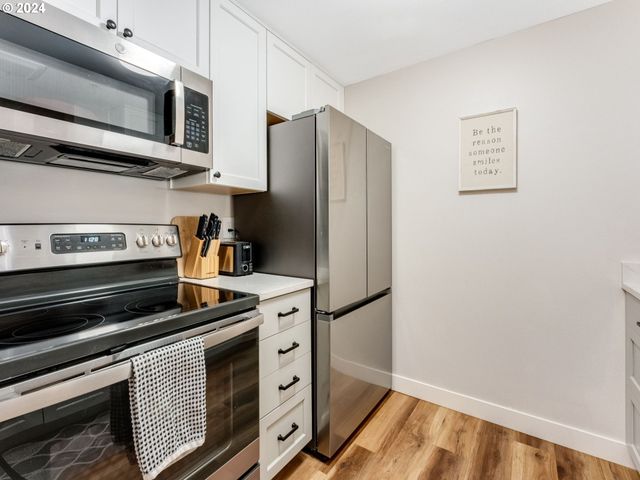 701 COLUMBIA St 414, Vancouver, WA 98660