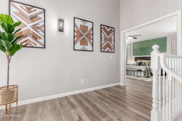 6430 W HACKAMORE Drive, Phoenix, AZ 85083