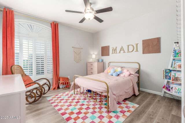 6430 W HACKAMORE Drive, Phoenix, AZ 85083