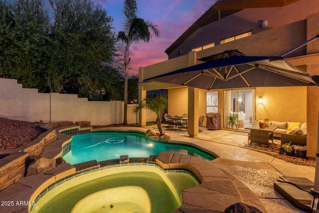 6430 W HACKAMORE Drive, Phoenix, AZ 85083