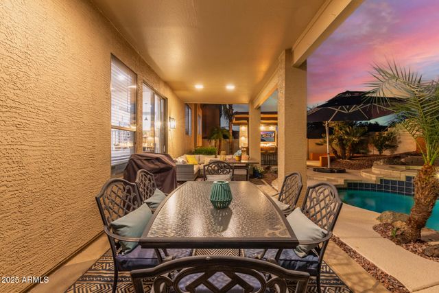 6430 W HACKAMORE Drive, Phoenix, AZ 85083