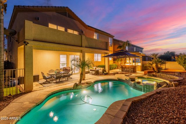 6430 W HACKAMORE Drive, Phoenix, AZ 85083