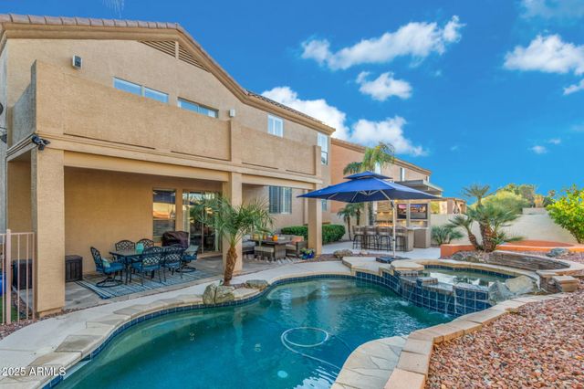 6430 W HACKAMORE Drive, Phoenix, AZ 85083