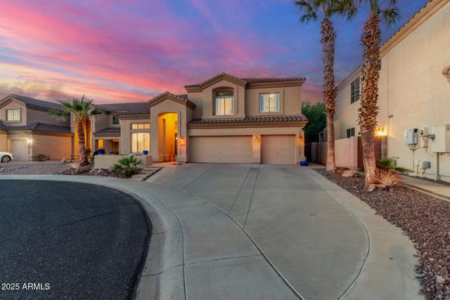 6430 W HACKAMORE Drive, Phoenix, AZ 85083