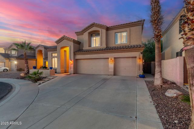 6430 W HACKAMORE Drive, Phoenix, AZ 85083