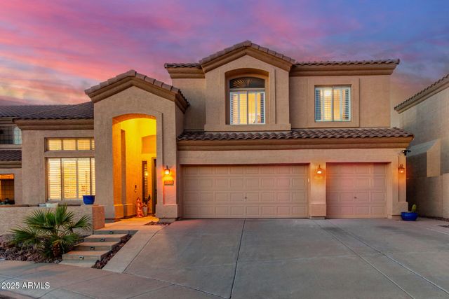 6430 W HACKAMORE Drive, Phoenix, AZ 85083