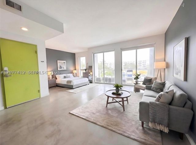 765 NW 1st St 301, Miami, FL 33128