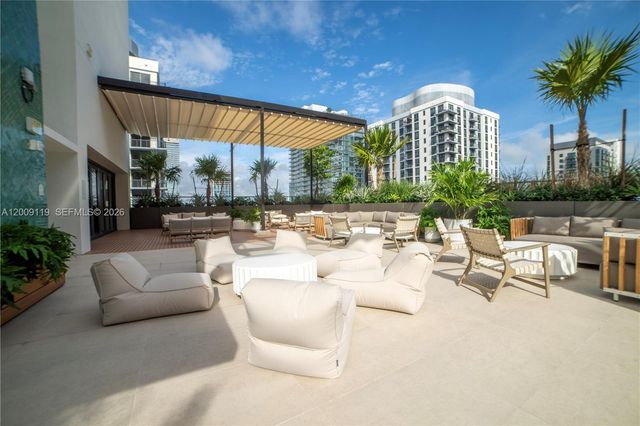 11 NE 6TH 1104, Miami, FL 33132