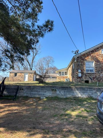 503 W Leslie Street, Nashville, AR 71852
