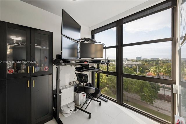 1915 Brickell Ave 801, Miami, FL 33129