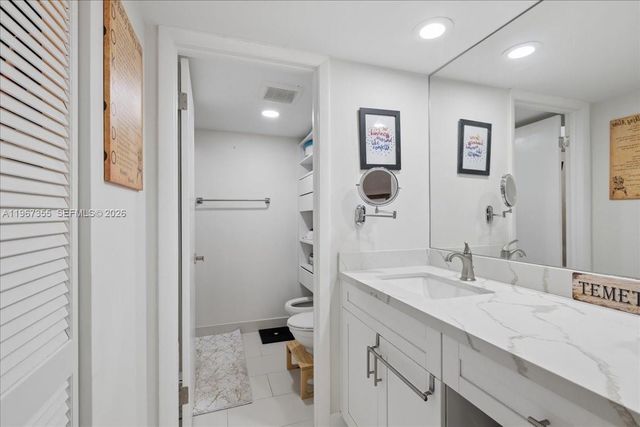 1915 Brickell Ave 801, Miami, FL 33129