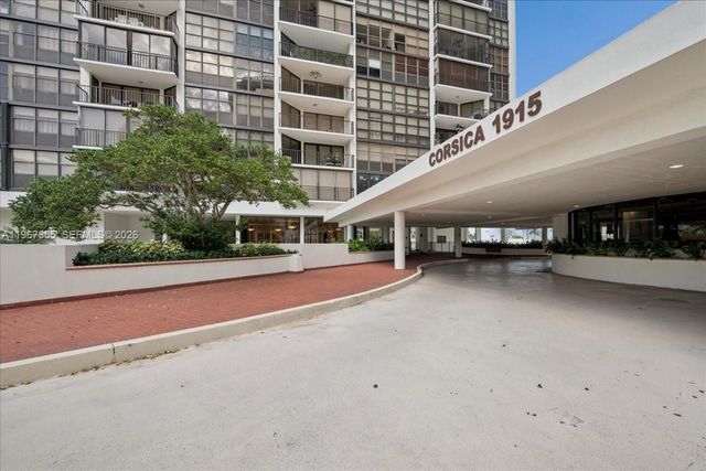 1915 Brickell Ave 801, Miami, FL 33129