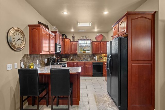 6336 W Milliken Bend, Fayetteville, AR 72704