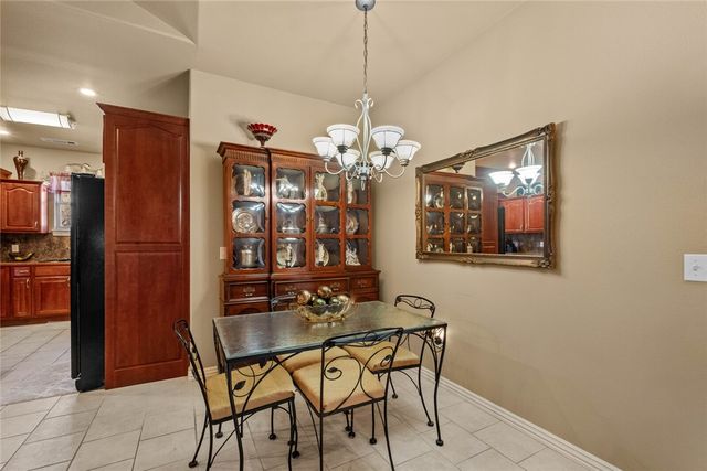 6336 W Milliken Bend, Fayetteville, AR 72704