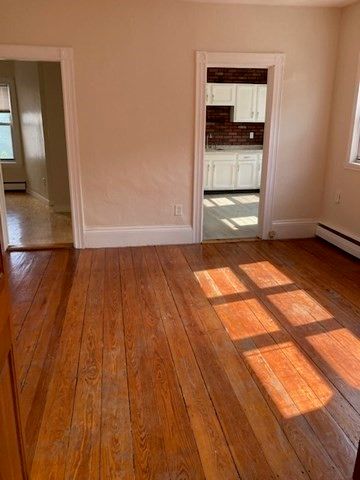 18 White St. Place 2, Somerville, MA 02144