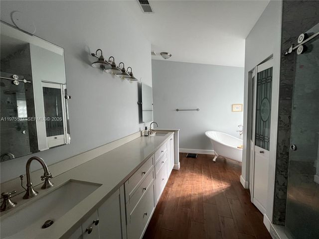 17901 NW 19th St, Pembroke Pines, FL 33029