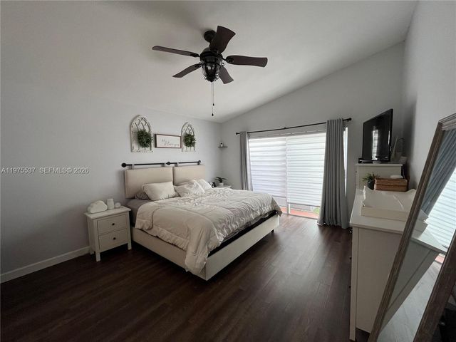 17901 NW 19th St, Pembroke Pines, FL 33029