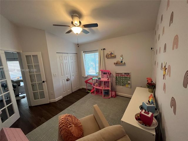 17901 NW 19th St, Pembroke Pines, FL 33029