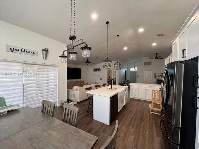 17901 NW 19th St, Pembroke Pines, FL 33029