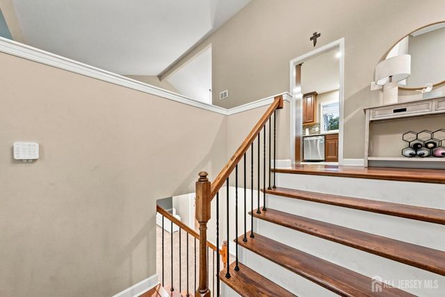 6 Sherry Road, East Brunswick, NJ 08816