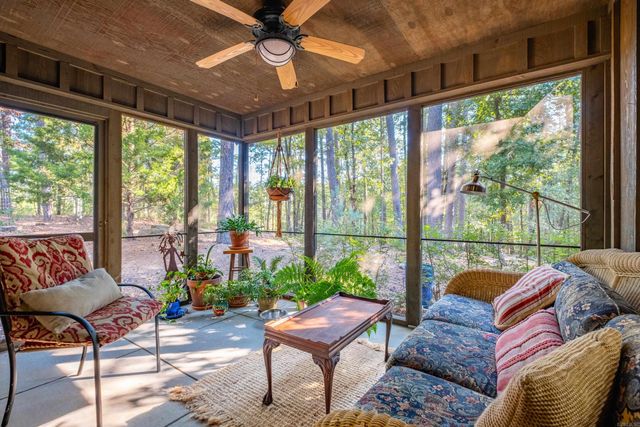 21725 Stonewood Lane, Roland, AR 72135